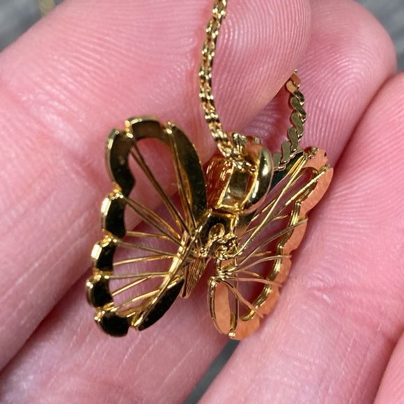 Vintage Gold Plated Butterfly Pendant Necklace 18” Gift - Picture 8 of 10